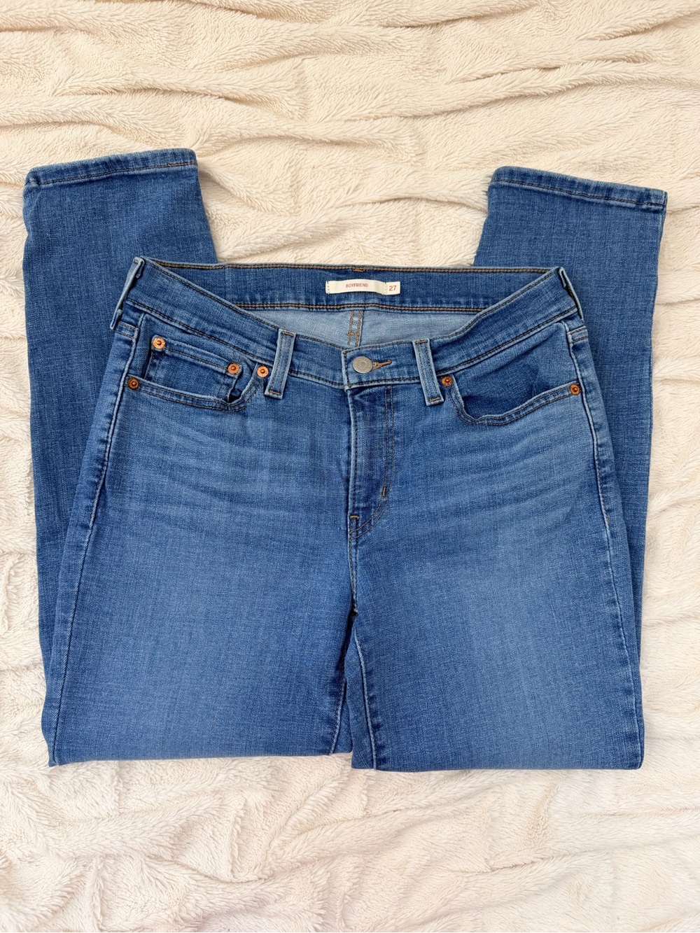 Levi’s Boyfriend straight leg jeans medium wash Sz 27
